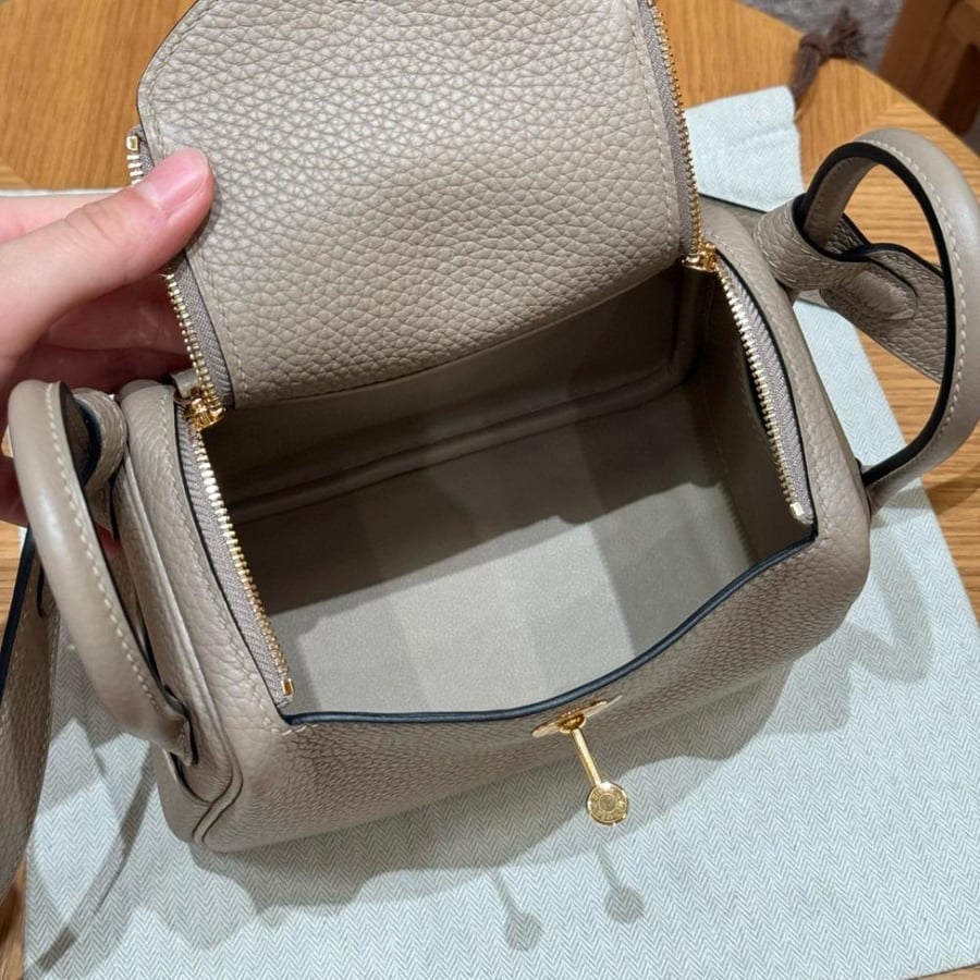 ارميز ليندي Lindy mini مقاس 19cm لون الهاردوير ذهبي