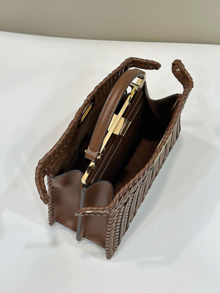 فندي بيكابو اي سيو Peekaboo ISeeU Small مقاس صغير 27cm