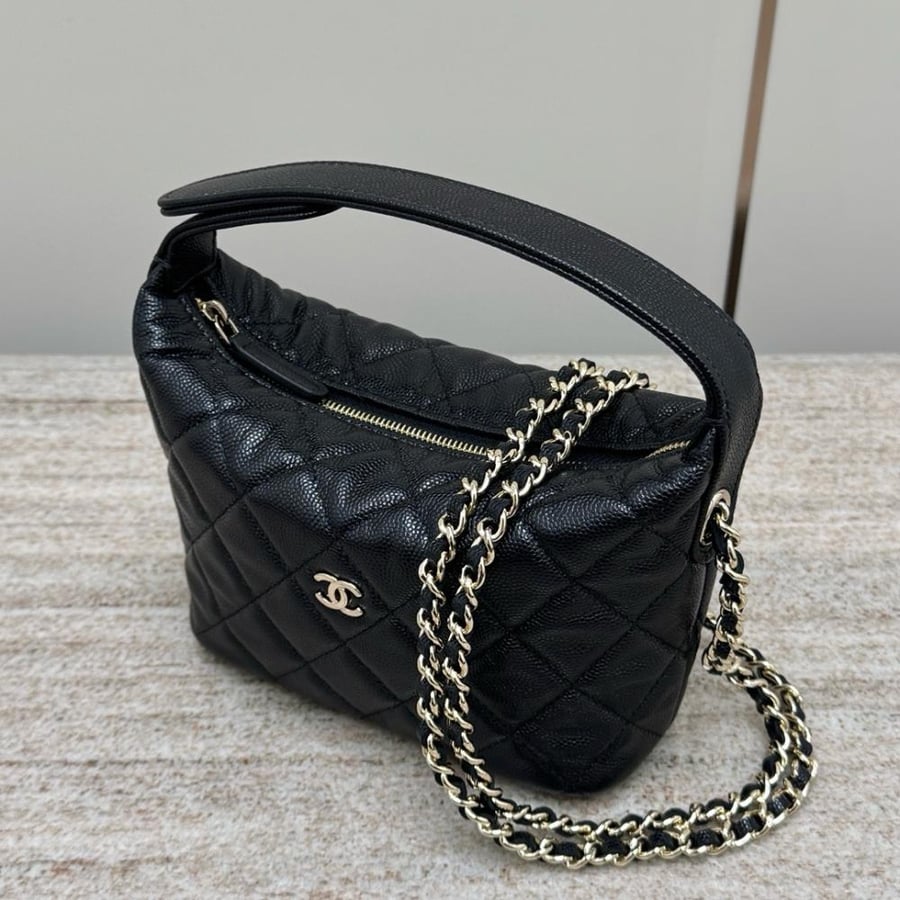 شانيل هوبو chanel hobo bag مقاس 21.5cm