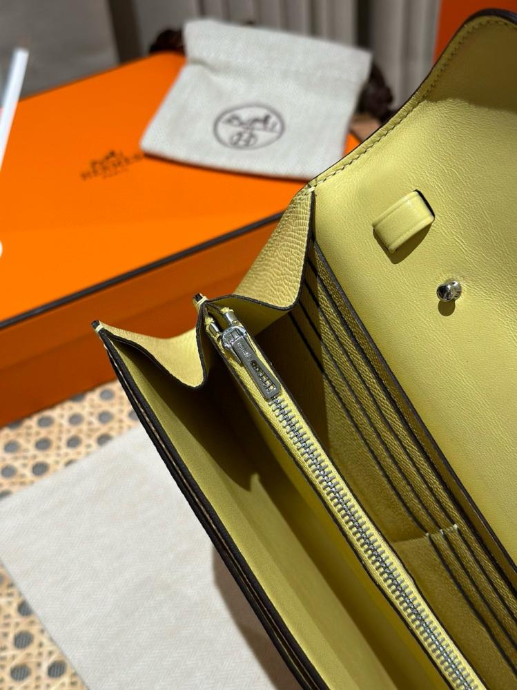 ايرميز Constance To Go wallet (هاردوير فضي)