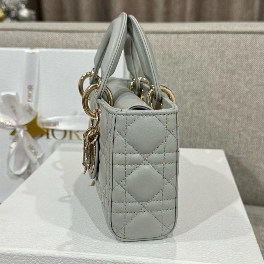 ديور ليدي دي جوي سمول Dior Lady D-Joy small Bag  مقاس صغير