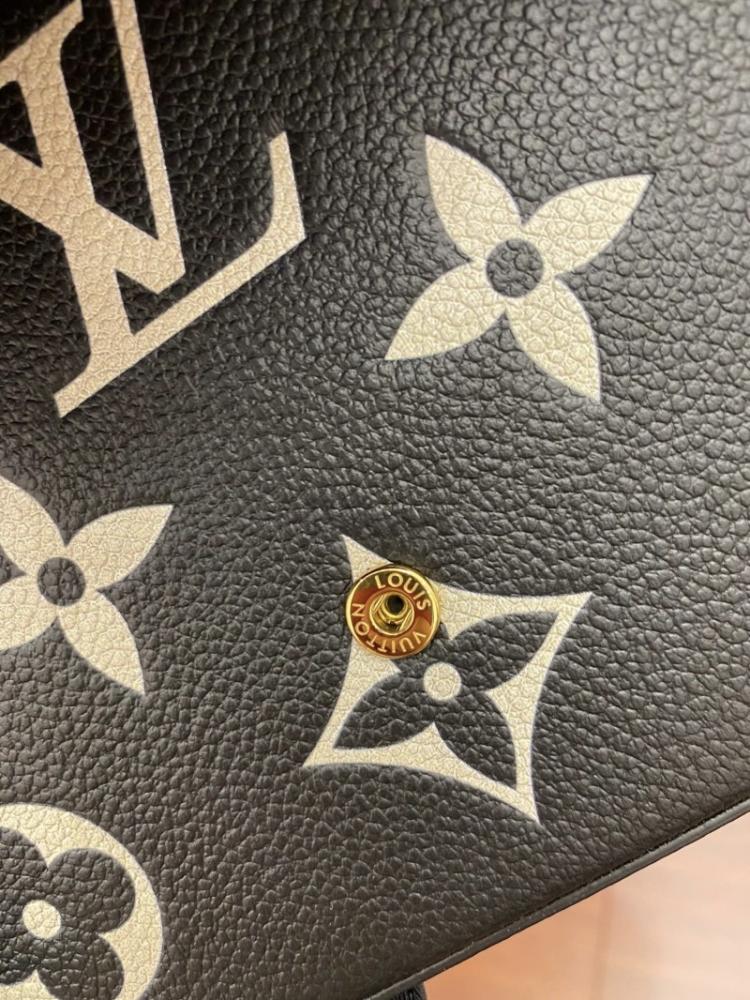 لويس فيتون Felicie Pochette