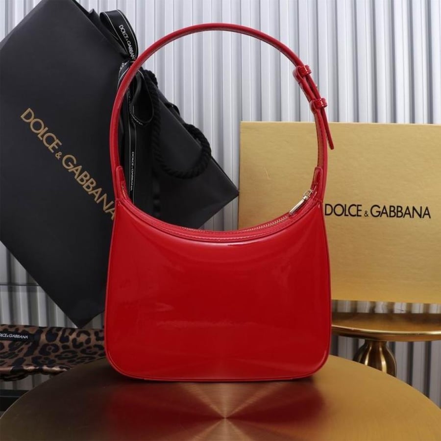دولتشي شنطة 3.5 shoulder bag لامع