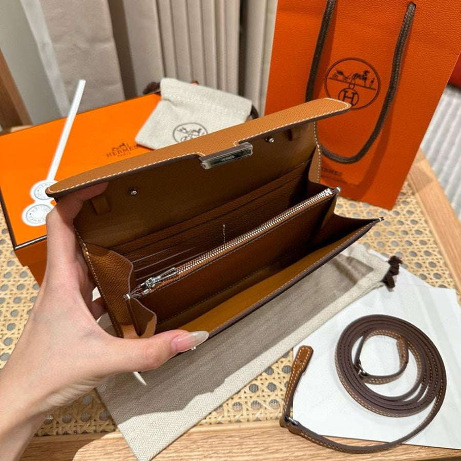 ايرميز Constance To Go wallet (هاردوير فضي)