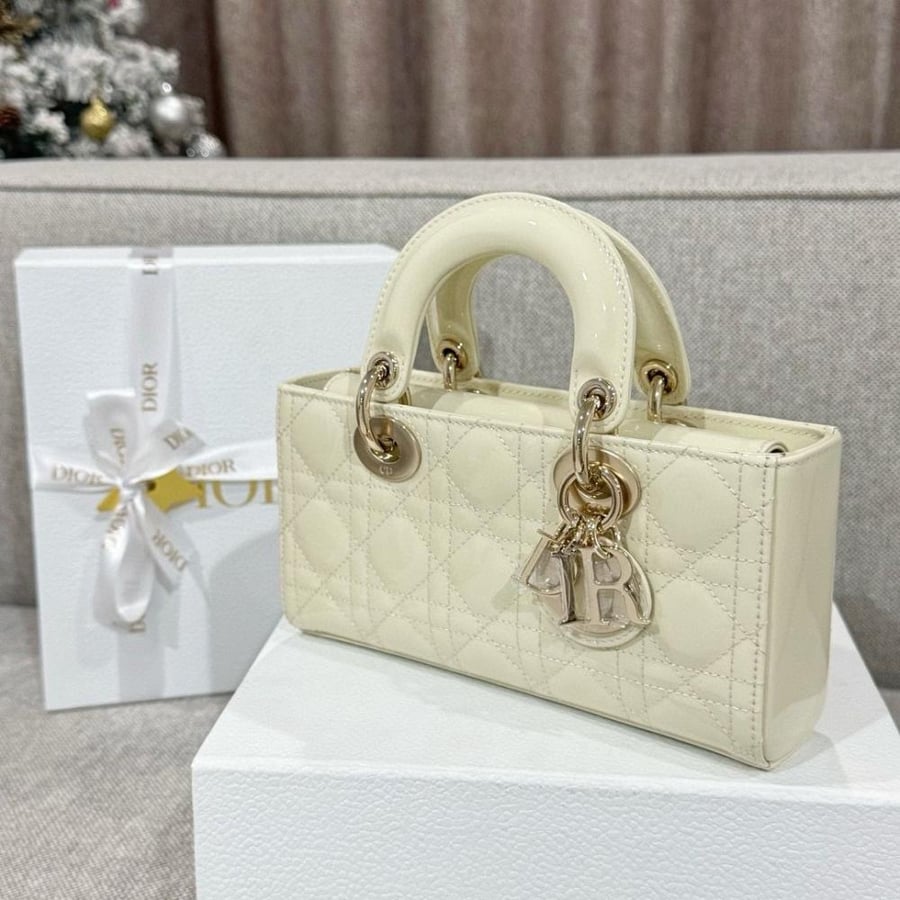 ديور ليدي دي جوي سمول Dior Lady D-Joy small Bag  مقاس صغير