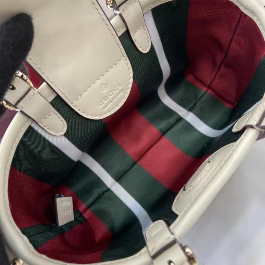 قوتشي حقيبة GG Emblem mini مقاس ميني