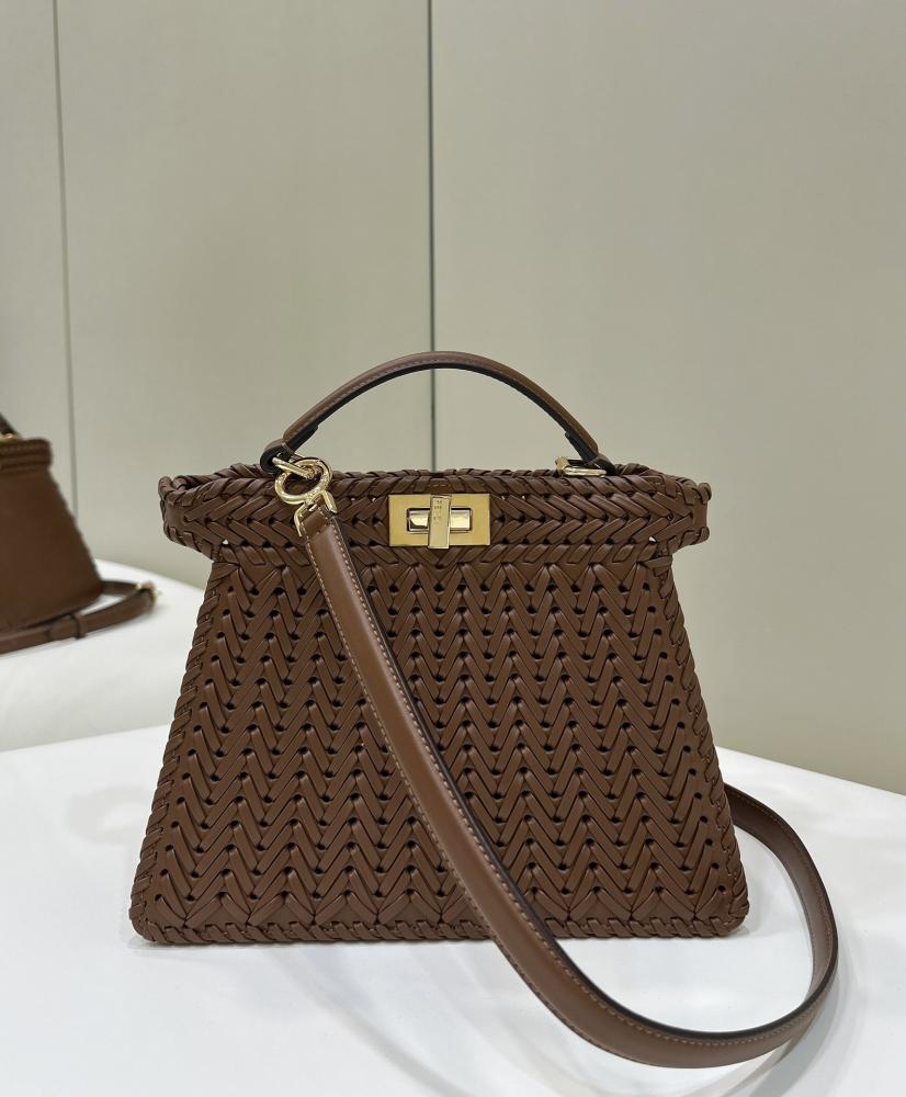 فندي بيكابو اي سيو Peekaboo ISeeU Small مقاس صغير 27cm