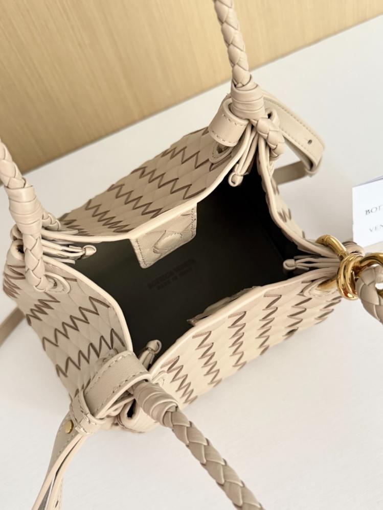 بوتيقا Small Parachute مقاس 20cm