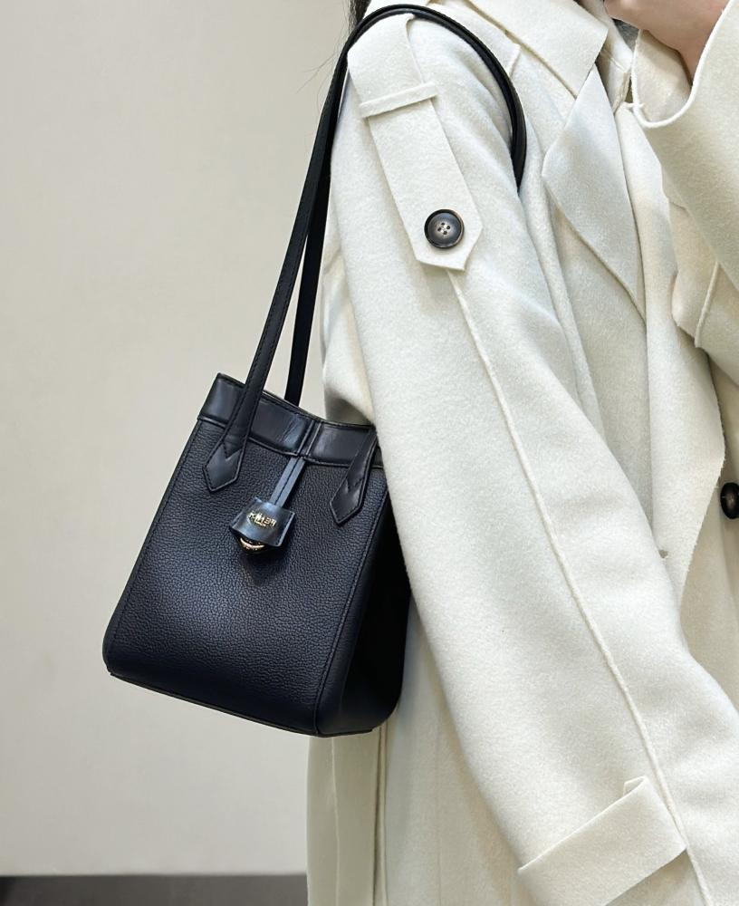 فندي اورقامي ميني  Fendi Origami mini مقاس 18.5cm
