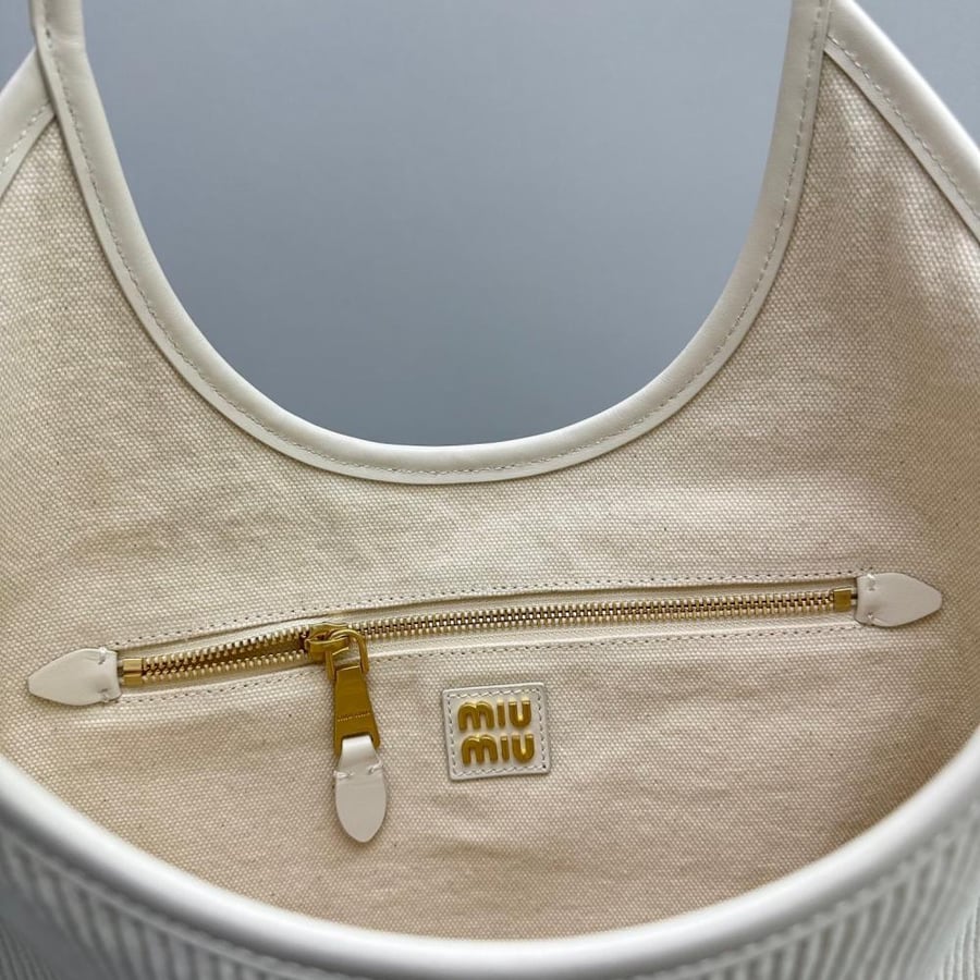 Miu Miu IVY regular bag