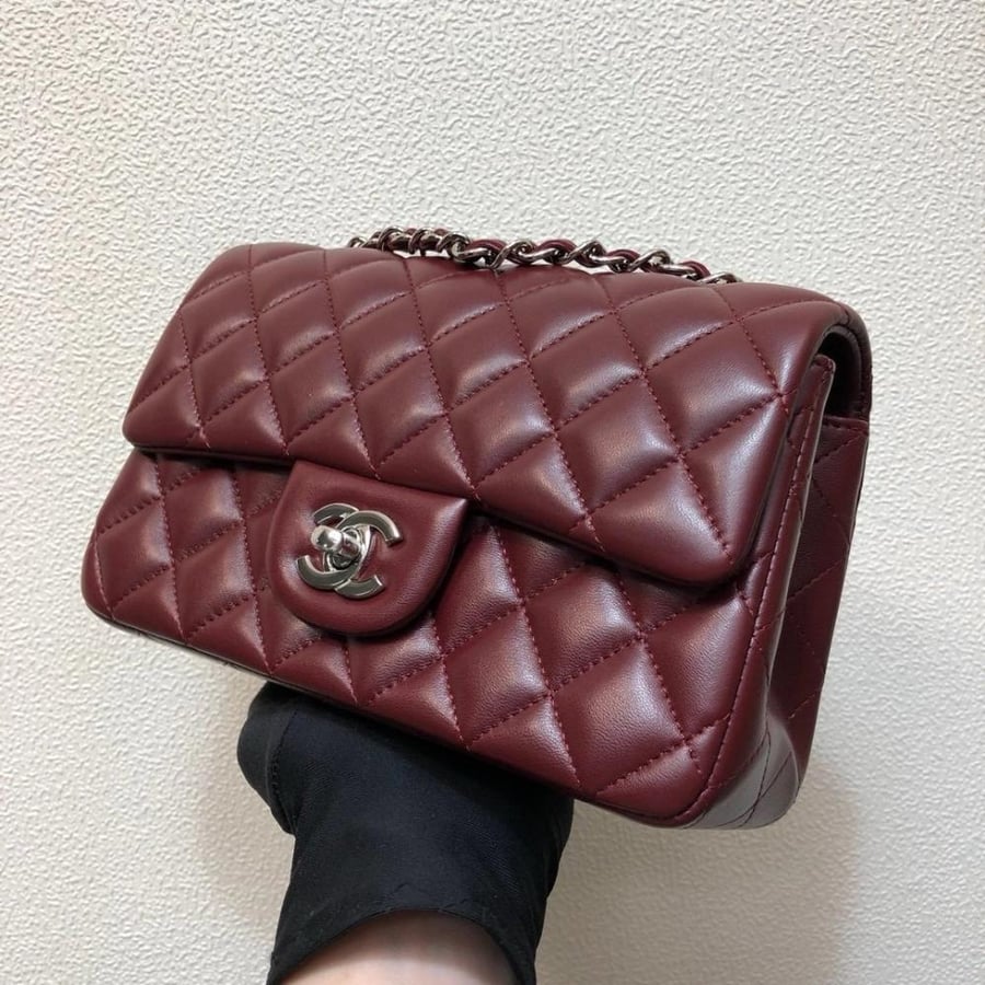 شانيل كلاسيك ميني جلد لامب سكن مقاس 20cm