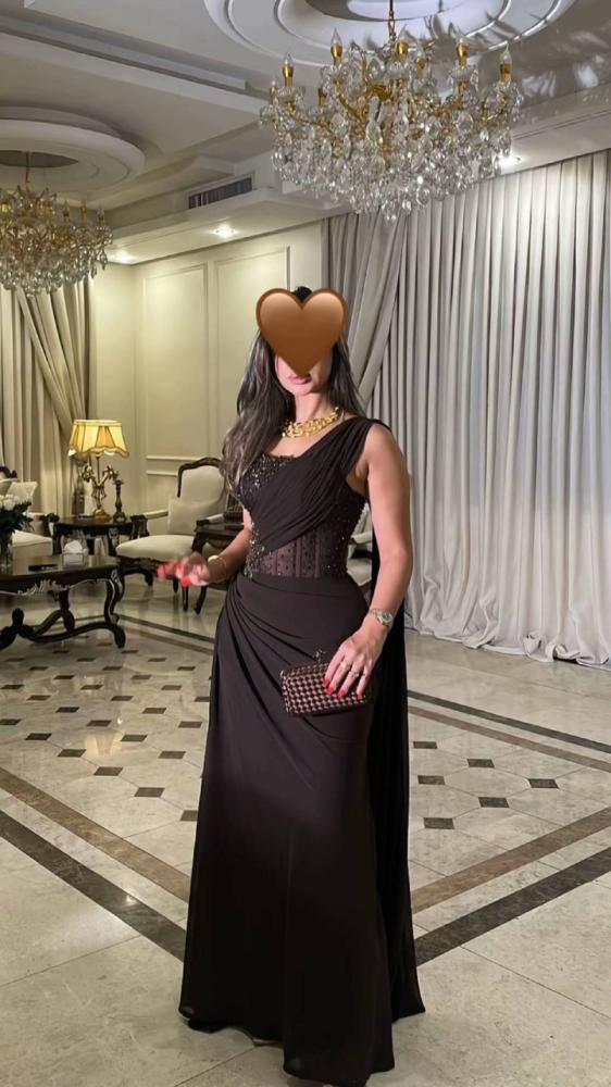 فستان مناسبات فخم بني