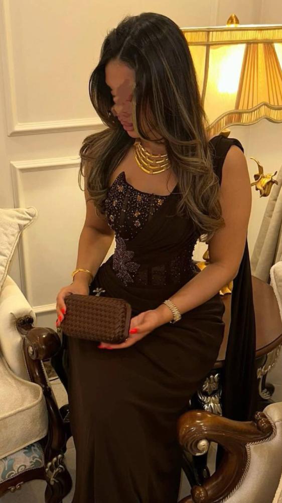 فستان مناسبات فخم بني