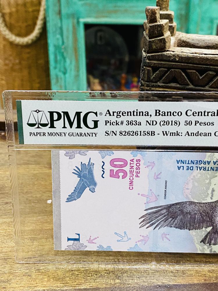 عملة الإرجنتين فئة ٥٠ بيزو تقييم ٦٦ من شركة (PMG)