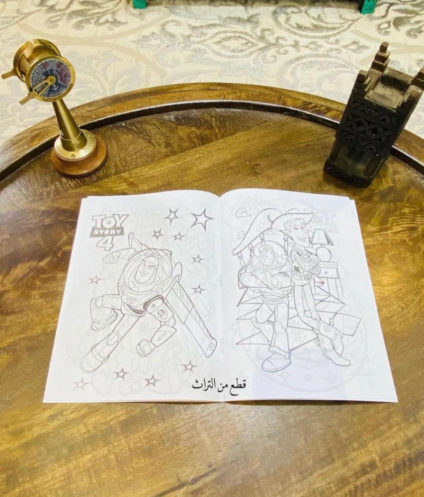 عدد ٤ كتيبات تلوين بشخصيات كرتونية ؛ السعر للجميع ٤ حبات