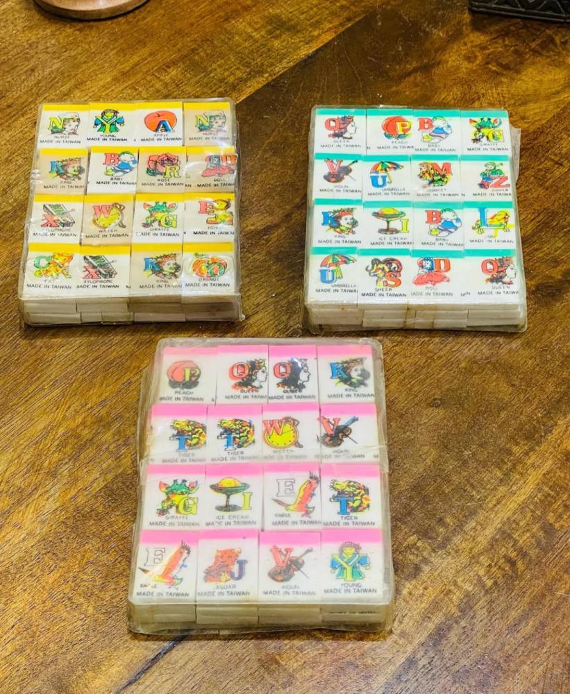 Among the rare items; a box of beautiful and old spaces that were famous in the early eighties containing 48 spaces with very beautiful drawings (three colors available) made in Taiwan; the price is for the full box.