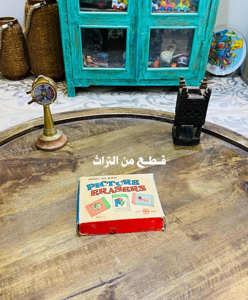 من المساحات التي اشتهرت أواخر الثمانينات برسومات جميلة؛ صناعة تايوان السعر للمساحة الواحدة