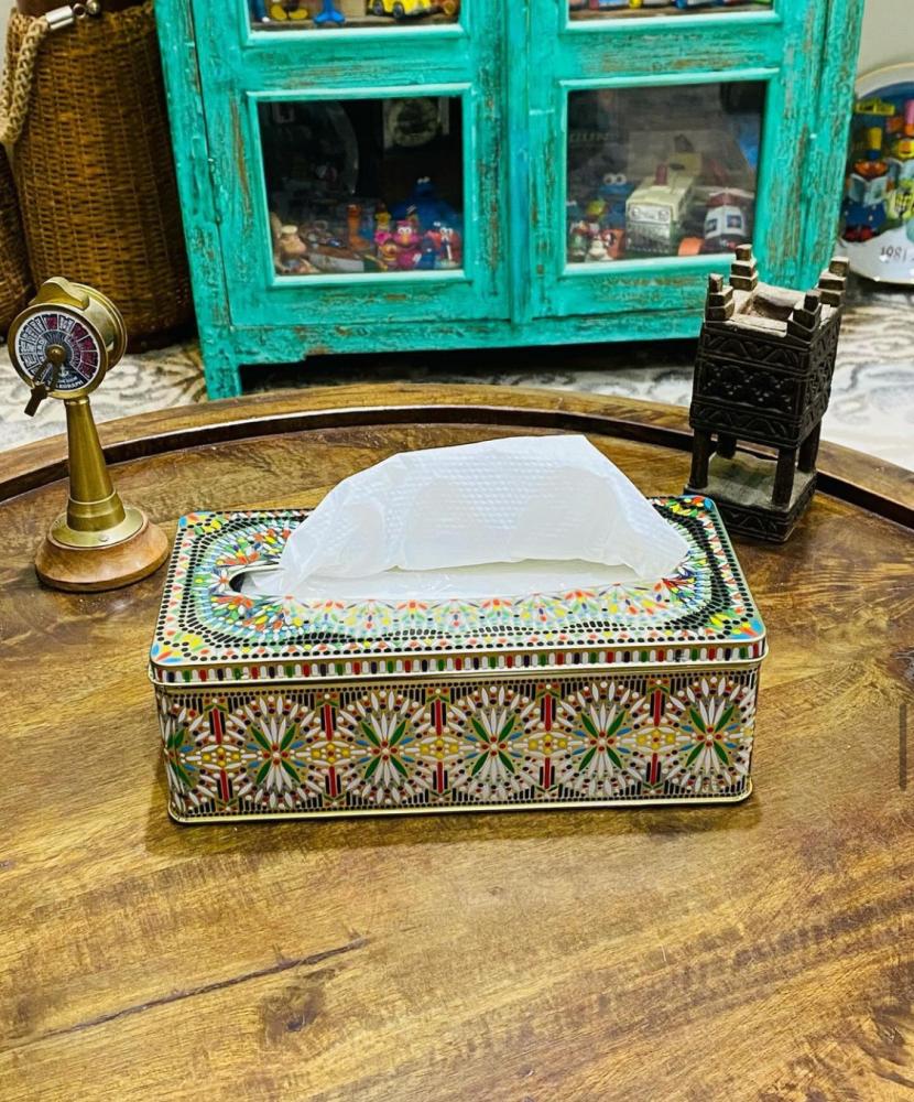 A tin box with beautiful engraved colored designs; was used to store tissue box; old, famous in the 1980s; stored in excellent condition, unused; made in Taiwan