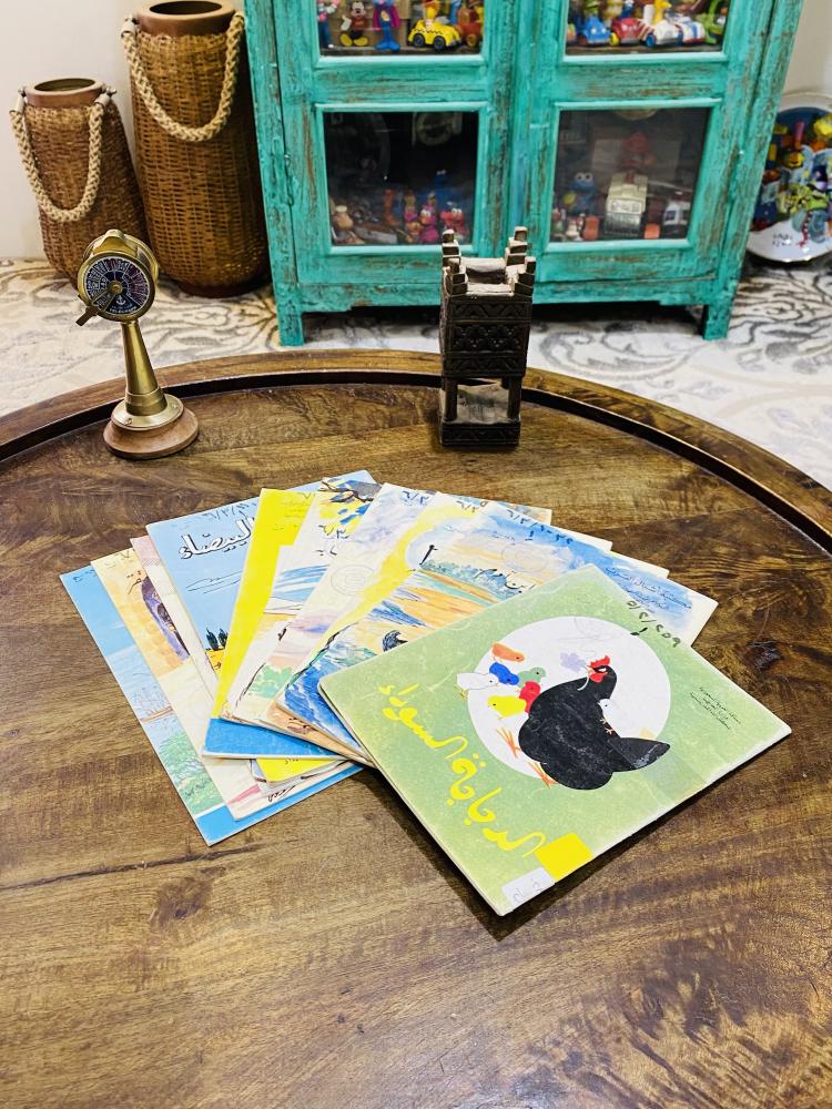من النوادر؛ عدد ١٠ قصص للأطفال من المكتبات المدرسية جميعها قديمة في السبعينات والثمانينات الميلادية السعر للجميع