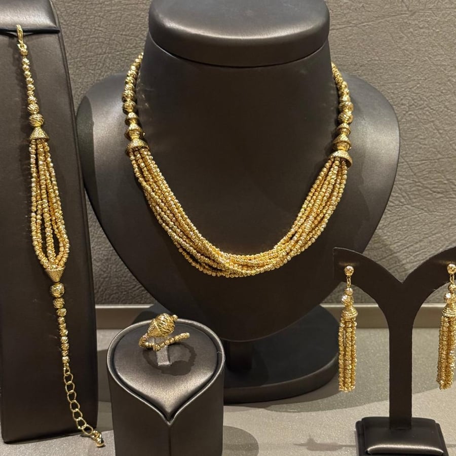 طقم الحور