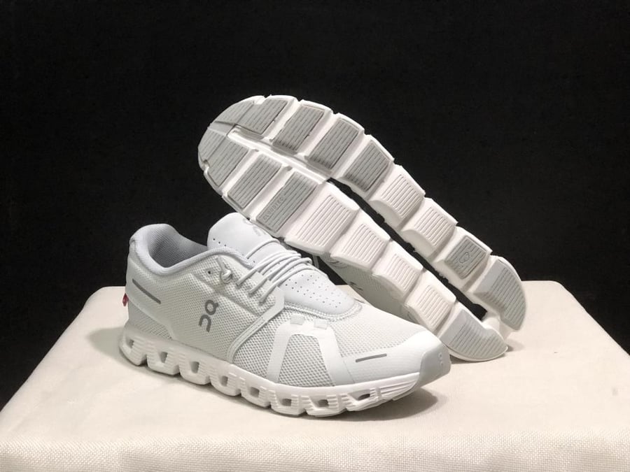On Cloud X 5