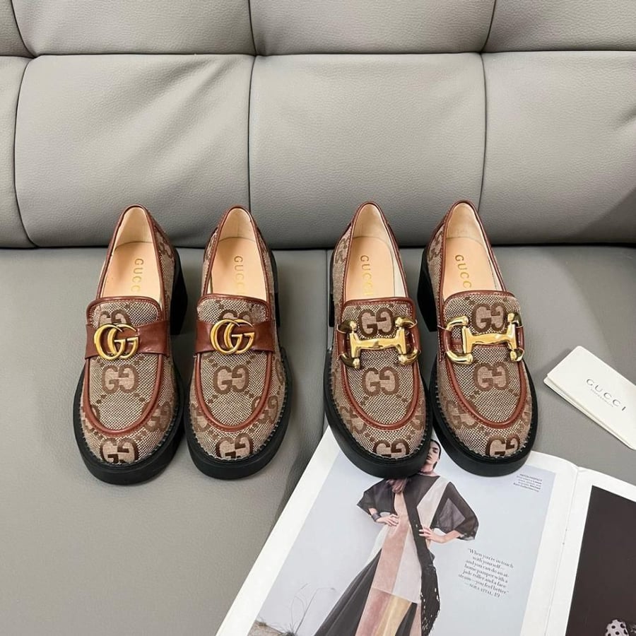 Gucci shoe