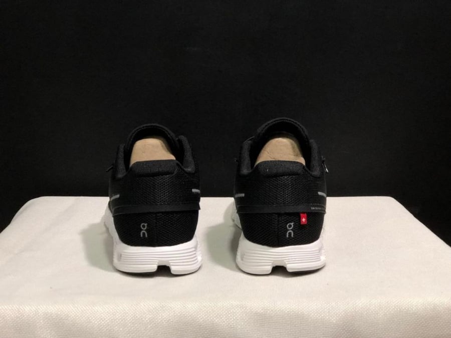 Cloud shoe