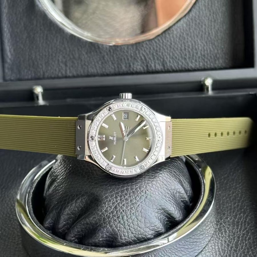 ساعه هوبلت مقاس 33mm
