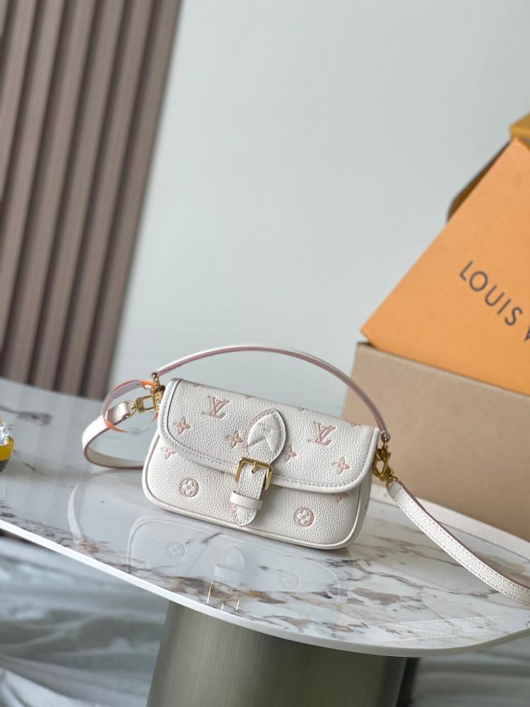شنطه lv