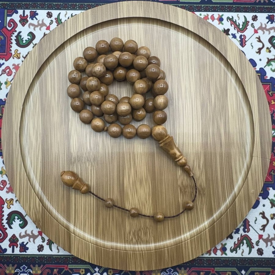 سبحة خشب كوك طبيعي – حجم راهي 12 ملم – 51 خرزة
