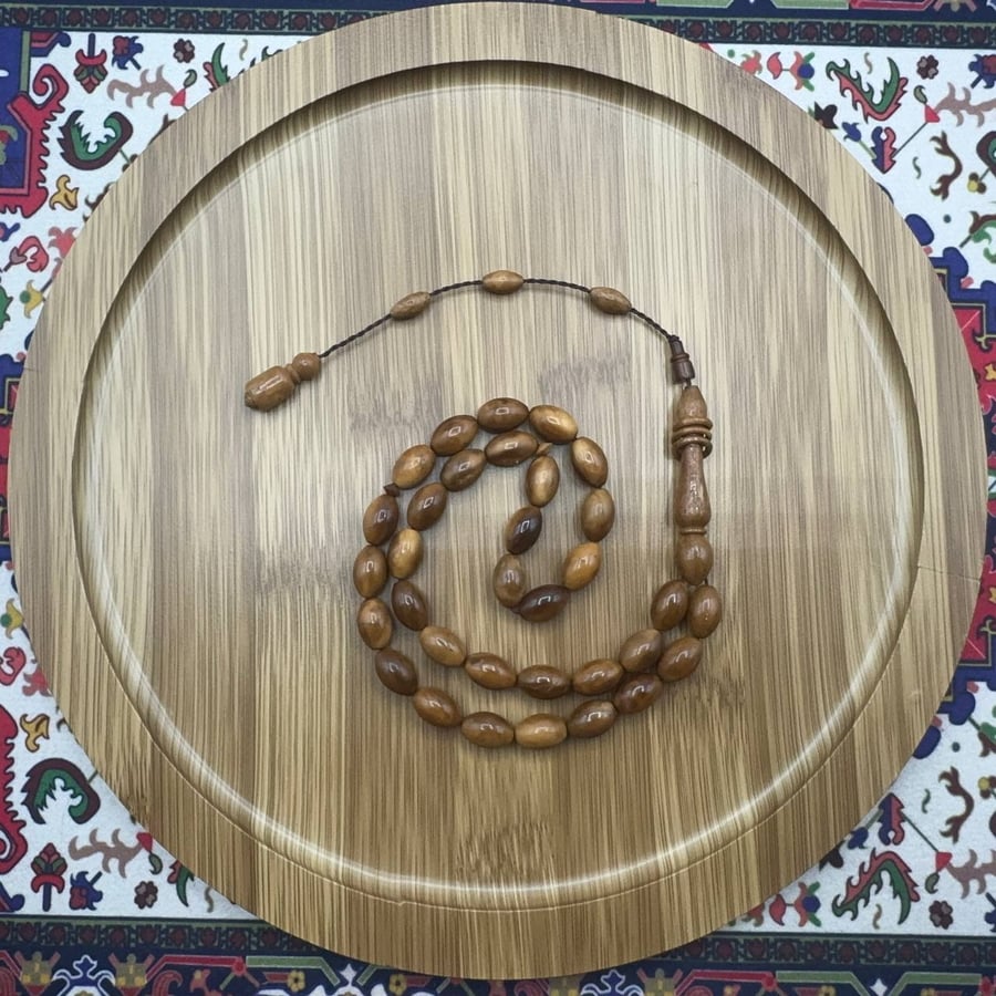 سبحة خشب الكوك بني طبيعي – 33 خرزة (خراطة تقليدية)