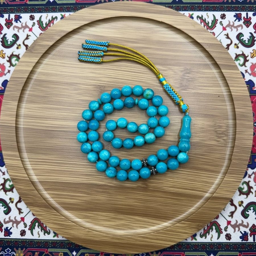 سبحة مسكي فيروزي – 49 خرزة – خرز كروي – شرابة تركواز وذهبي