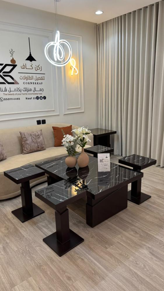 طاوله رئيسية + 4 خدمه + 2 جانبيه - سطح بديل الرخام