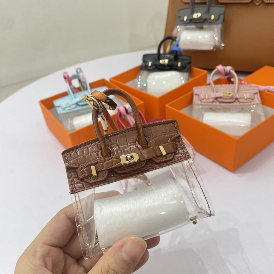 شنطة مفتاح مع التعليق