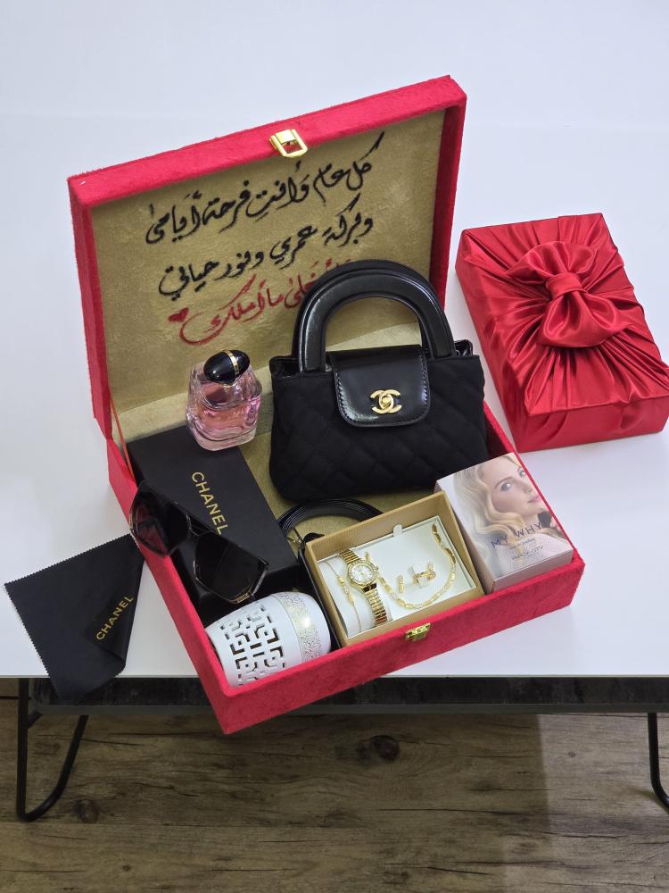 هدية نسائية ماركة بوكس فاخر متكامل اخر اصدار