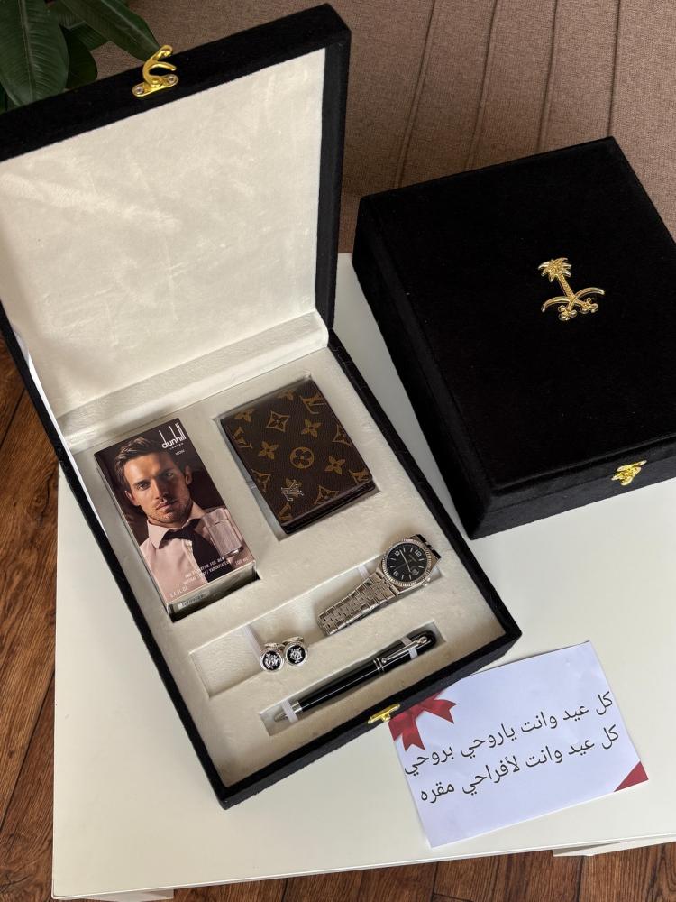طقوم رجاليه فخمة