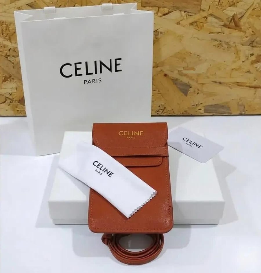 نظاره سيلين Celine نسائية