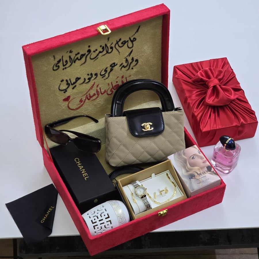 هدية نسائية ماركة بوكس فاخر متكامل اخر اصدار