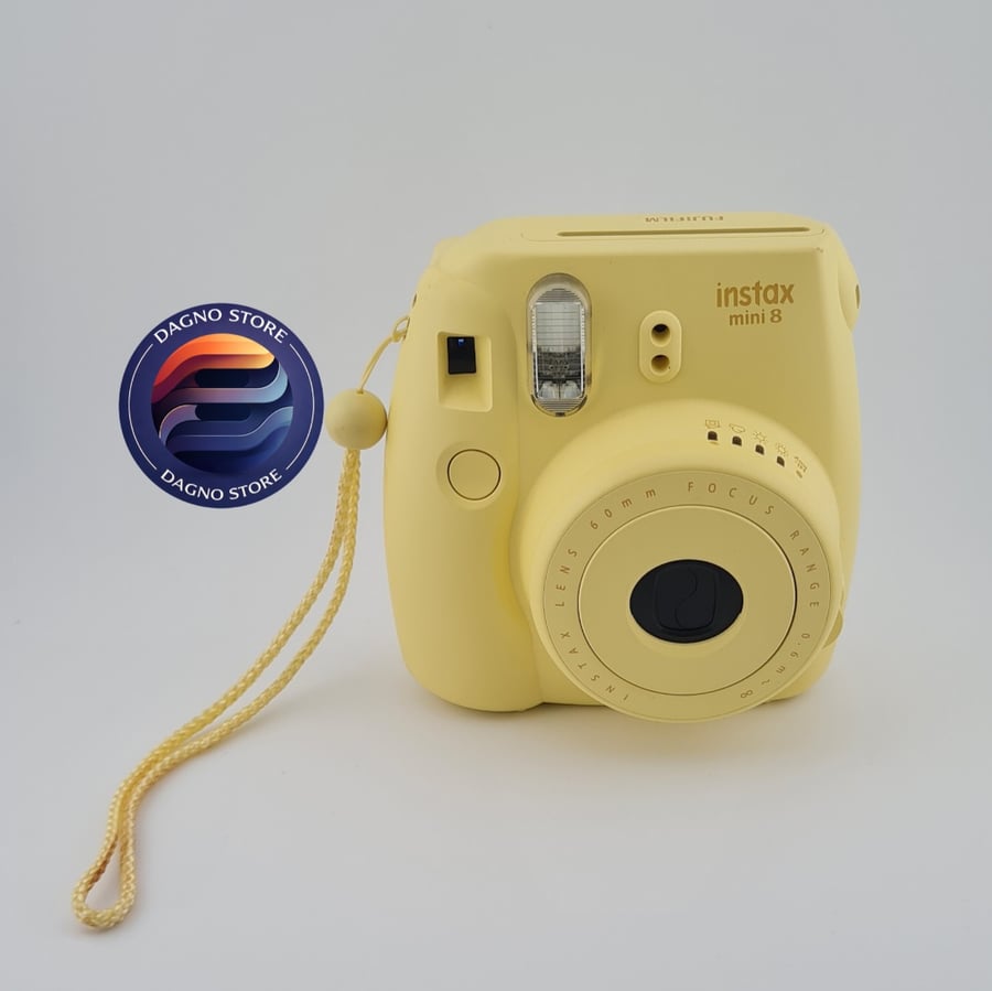 كاميرا فورية- Fujifilm Instax Mini 8