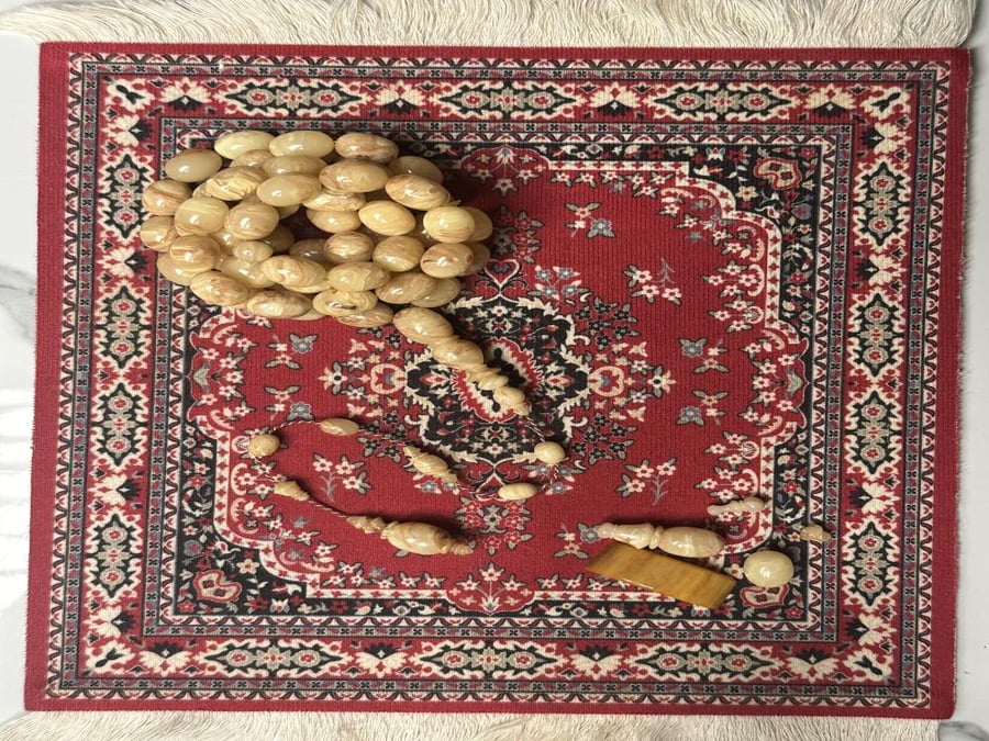 افياش عرق احمر