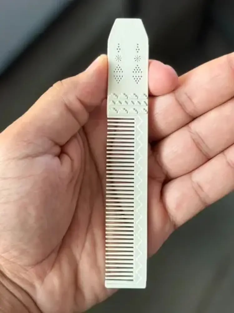 مشط حليبي مطفي