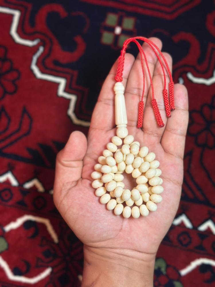 مسباح بكلايت قصة ذرويه شبيه الدومنه
