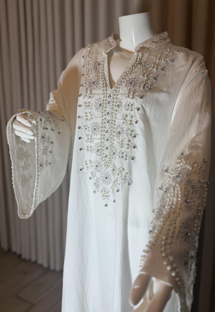 Kuwaiti thobe