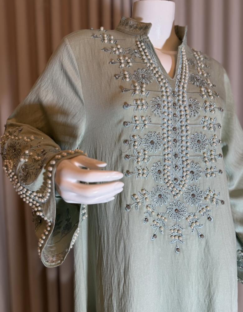 Kuwaiti thobe