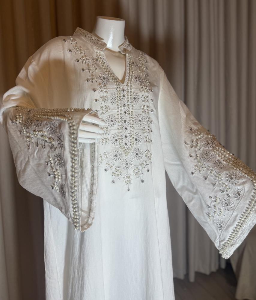Kuwaiti thobe