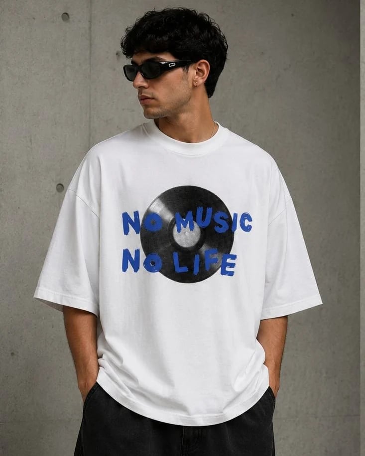 Oversized T-shirt No Music No Life