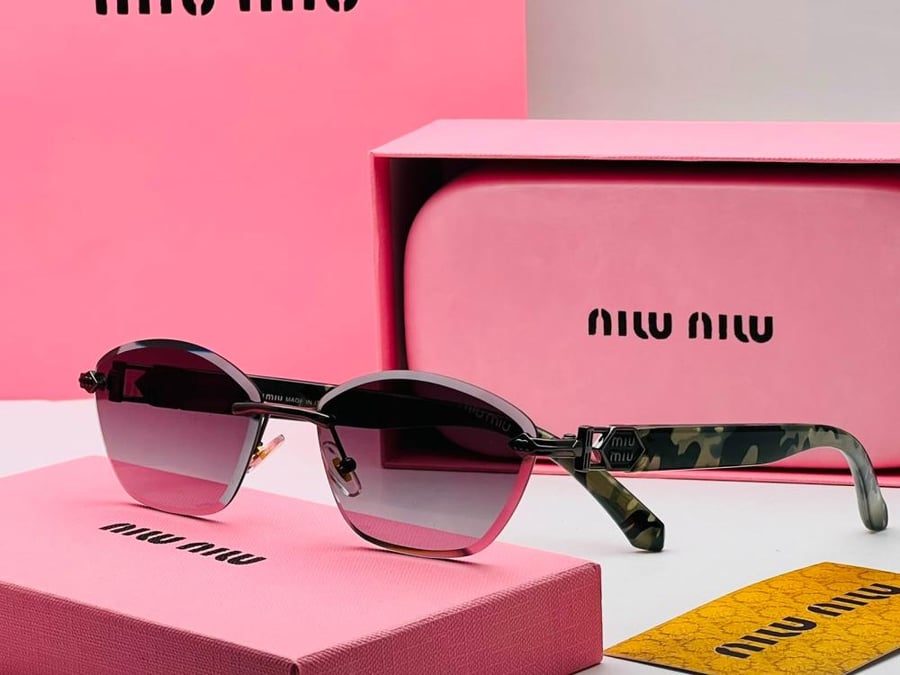 نظارات miu miu