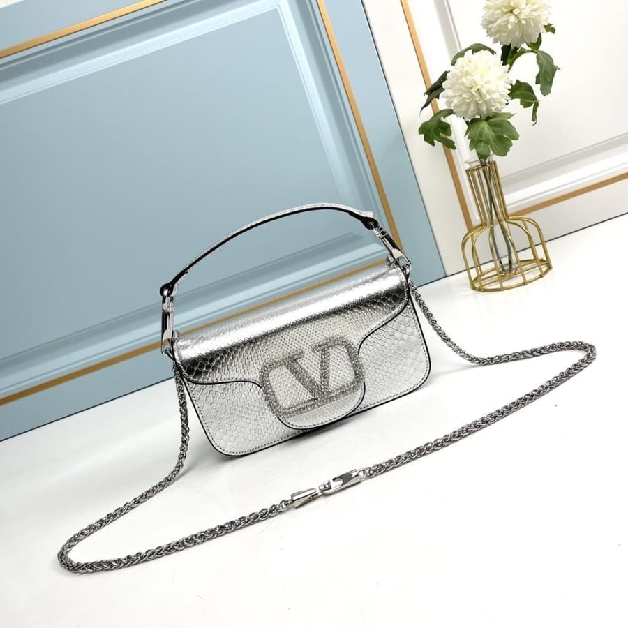 Valentino size 27cm