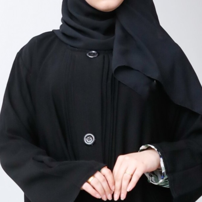 0082 عبايه كلوش بازرار كبيره