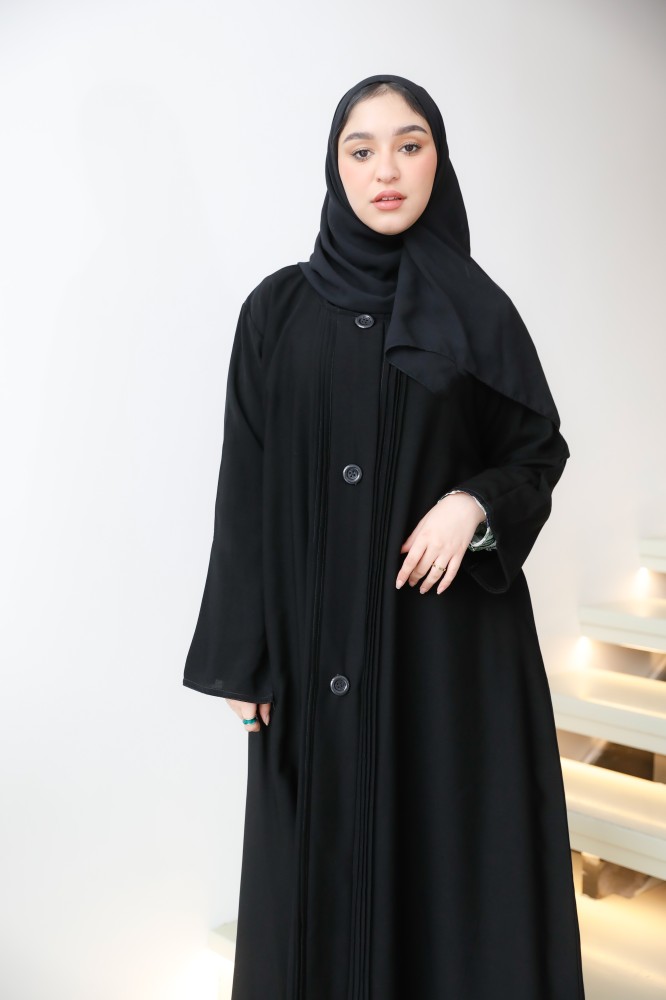 0082 عبايه كلوش بازرار كبيره